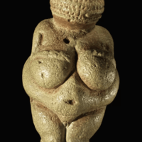 Willendorf Venus, c. 25000 BP, oolitic limestone